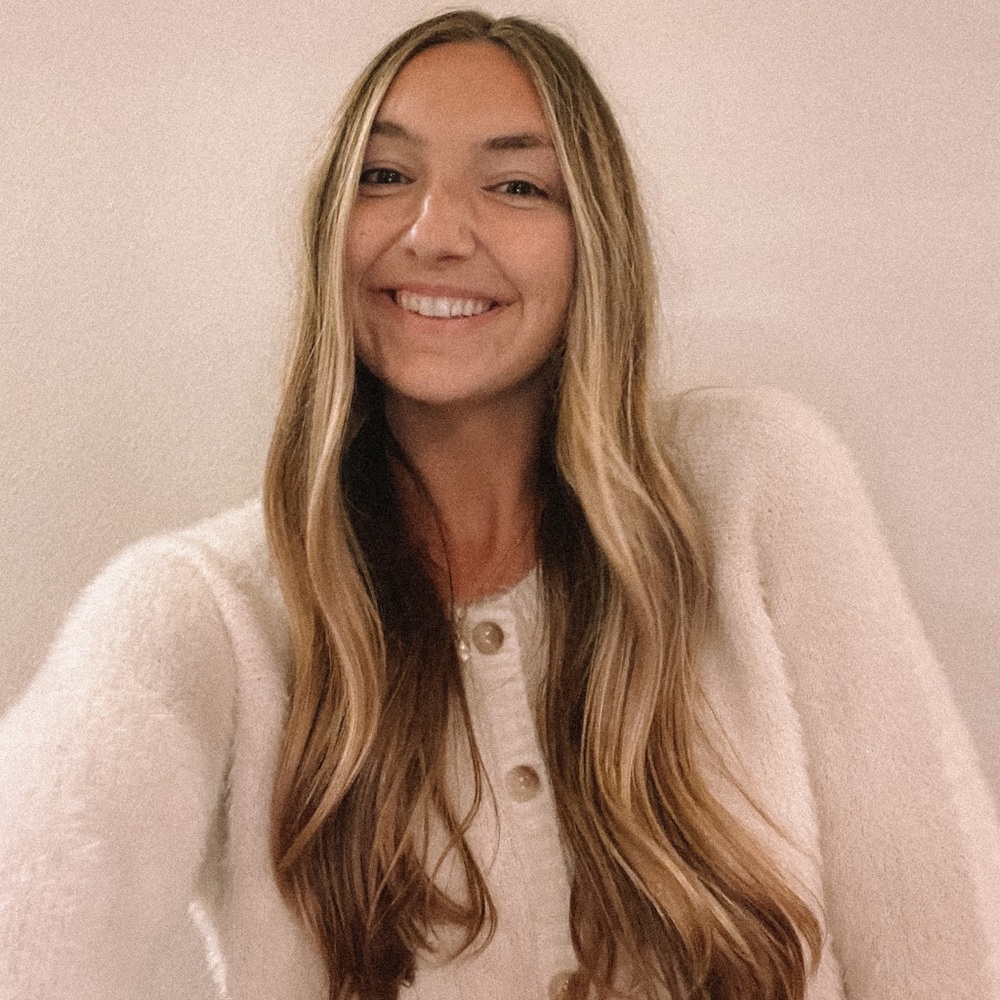 Meet your Posher, Danielle